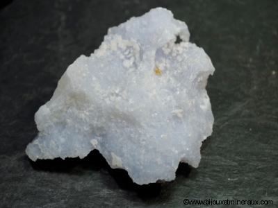 Calcédoine brute cristallisée