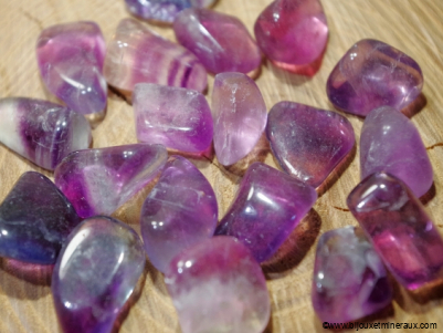 Galet pierre roulée Fluorite violette - TAILLE XS