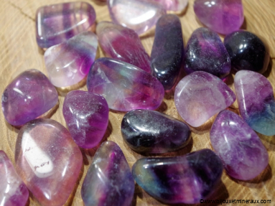 Galet pierre roule Fluorite violette - TAILLE S